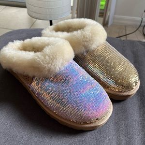 ✨NIB - UGG Cluggette Slippers - Size 9 - Sequin ✨